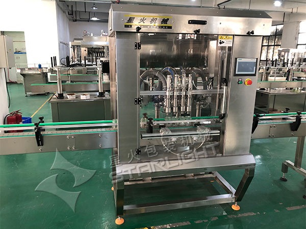 沙拉醬灌裝機(jī)設(shè)備-全自動化沙拉醬灌裝機(jī)生產(chǎn)線實拍圖